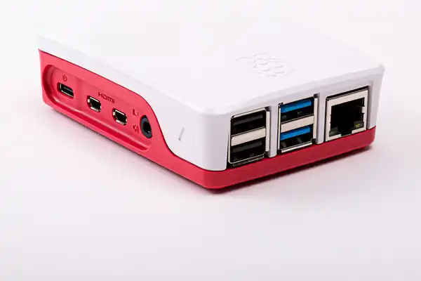 Raspberry Pi kasa içinde görüntüsü
